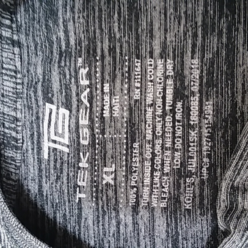 *5/$20* Boys Basketball Shirt - Picture 4 of 4